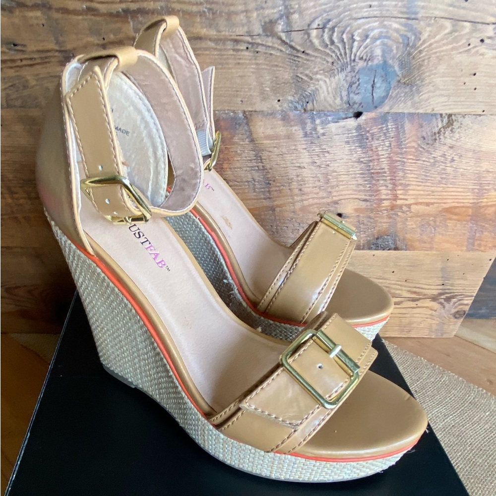JustFab tan/orange wedge